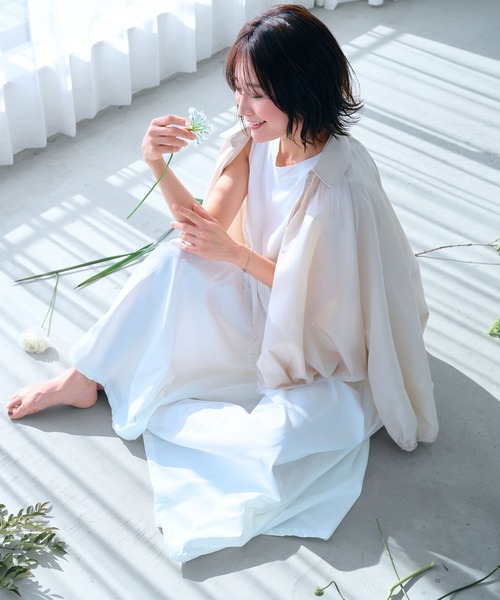 Ehre style(エーレスタイル)の「綺麗め好きへ 艶で格上げ バルーンブルゾン(ブルゾン・レディース・アイボリー/ブラック/カーキ・FREE)」の12枚目の写真