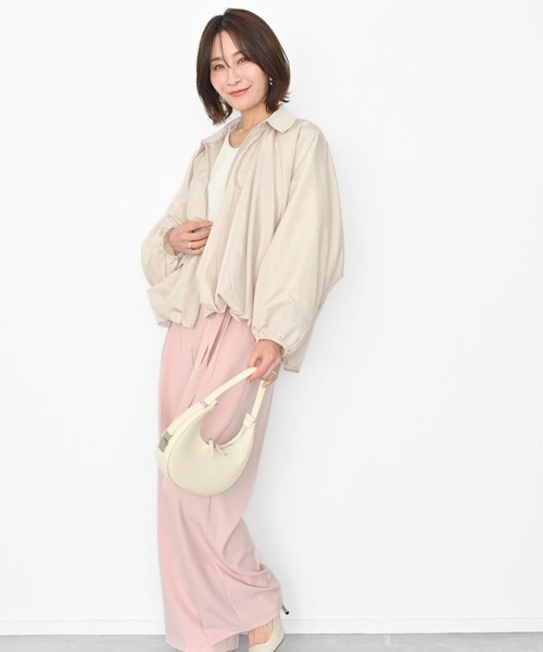 Ehre style(エーレスタイル)の「綺麗め好きへ 艶で格上げ バルーンブルゾン(ブルゾン・レディース・アイボリー/ブラック/カーキ・FREE)」の14枚目の写真
