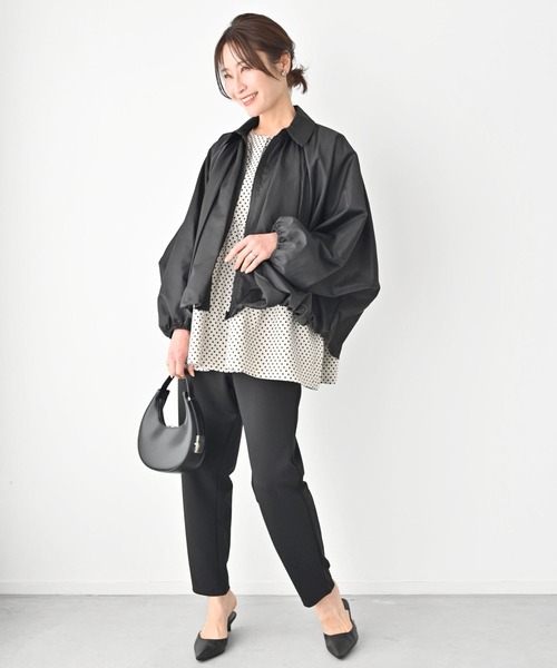 Ehre style(エーレスタイル)の「綺麗め好きへ 艶で格上げ バルーンブルゾン(ブルゾン・レディース・アイボリー/ブラック/カーキ・FREE)」の16枚目の写真