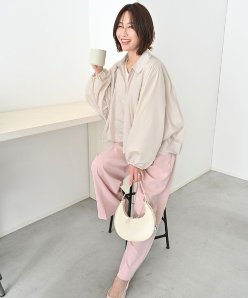 Ehre style(エーレスタイル)の「綺麗め好きへ 艶で格上げ バルーンブルゾン(ブルゾン・レディース・アイボリー/ブラック/カーキ・FREE)」の21枚目の写真