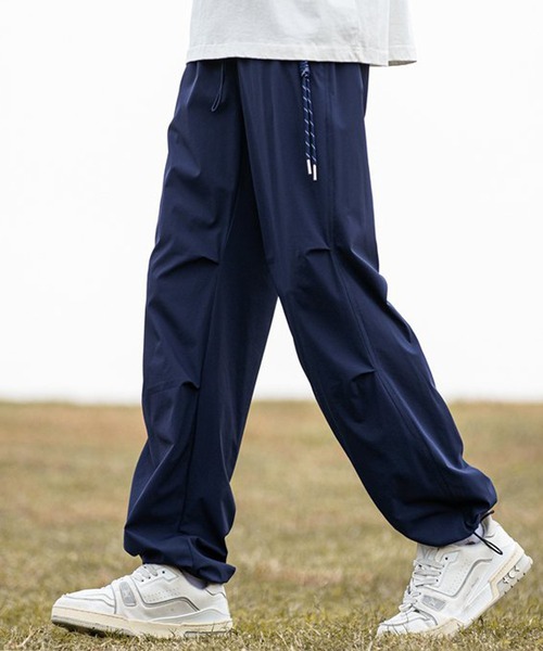 TOBEE(トゥビー)の「【TOBEE】軽量 ワイドストレート カーゴパンツ ローコード付き(カーゴパンツ・メンズ・ブラック/ネイビー/ベージュ・X-LARGE/LARGE/MEDIUM)」の19枚目の写真