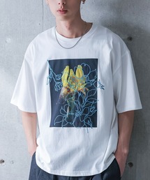 フラワーフォト刺繍クルーTシャツ