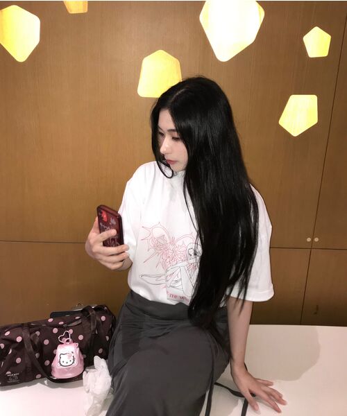 RANDOMOFF（ランダムオフ）の「[ROF x GYEOL] FADED HEART FIGURE T-SHIRT (2color)（Tシャツ/カットソー・レディース・ブラック/ホワイト・SMALL/MEDIUM/LARGE/X-LARGE）」の5枚目の写真