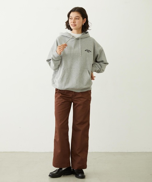 MILKFED.(ミルクフェド)の「COOPER ARCH LOGO SWEAT HOODIE(パーカー・レディース・アッシュ/グリーン/オフホワイト・M/L)」の19枚目の写真
