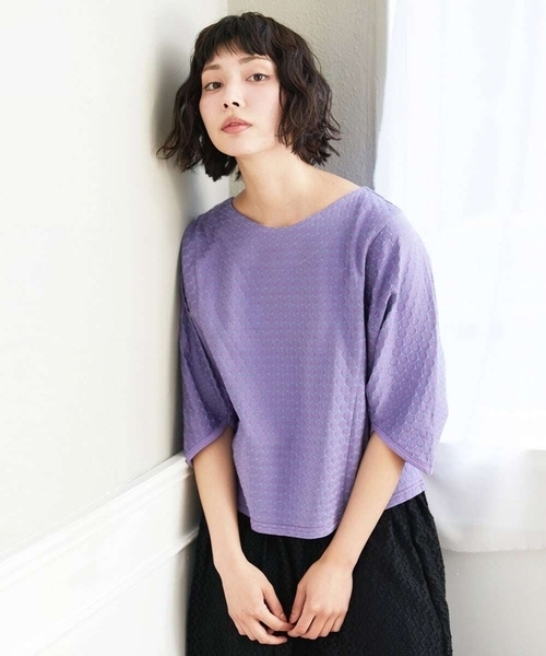 Jocomomola(ホコモモラ)の「Frijol ドットジャカードドルマンスリーブカットソー(Tシャツ/カットソー・レディース・ライラック/グリーン・40)」の2枚目の写真