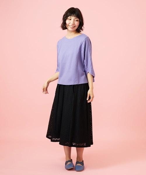 Jocomomola(ホコモモラ)の「Frijol ドットジャカードドルマンスリーブカットソー(Tシャツ/カットソー・レディース・ライラック/グリーン・40)」の3枚目の写真