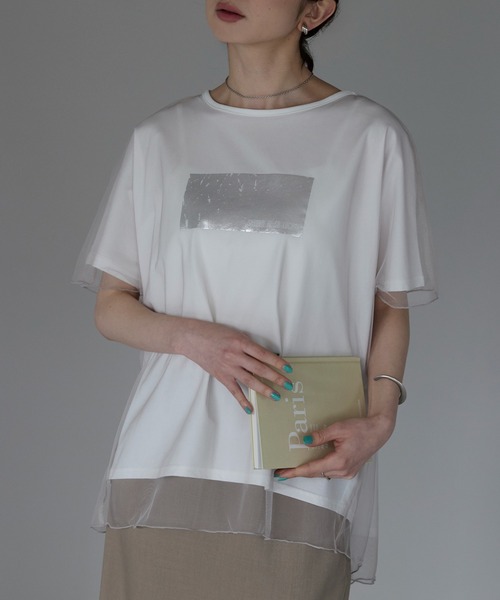 each(イーチ)の「チュールレイヤード箔プリントTシャツ(Tシャツ/カットソー・レディース・ブラック/ホワイト・FREE)」の4枚目の写真