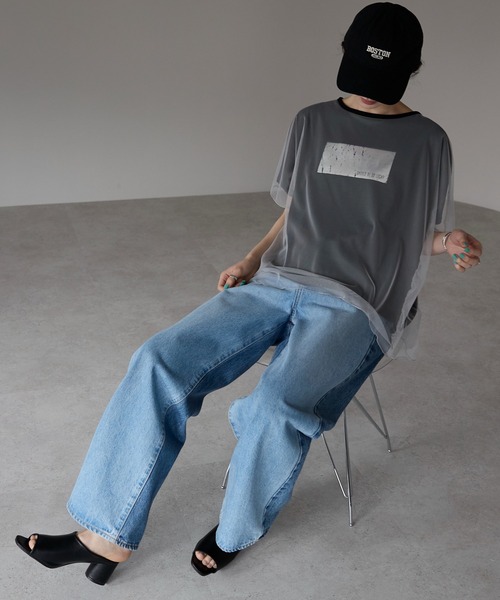 each(イーチ)の「チュールレイヤード箔プリントTシャツ(Tシャツ/カットソー・レディース・ブラック/ホワイト・FREE)」の19枚目の写真