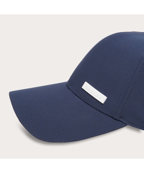 OAKLEY(オークリー)の「オークリーELEVATE CAP 25.0 キャップ/レディース/ワンサイズ/接触冷感/抗菌/紫外線対策/OAKLEY(ハット・レディース・ネイビー・ONE SIZE)」の2枚目の写真