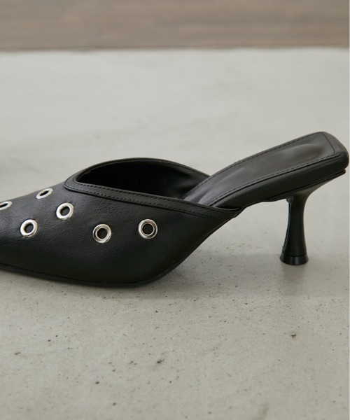 Rohwel（ローウェル）の「Eyelet Pointed Mule / アイレットポインテッドミュール（パンプス・レディース・ブラック・LARGE/MEDIUM/SMALL）」の5枚目の写真