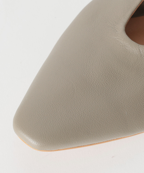 Spick & Span(スピックアンドスパン)の「《WEB限定カラー有り / 》Spick & Span スプリングバックフラット(パンプス・レディース・ブラック/レッド/ベージュ系その他・38/37/36)」の22枚目の写真
