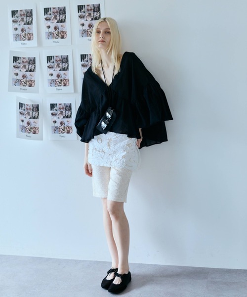 flaeu(フラユ)の「Floral Lace Biker Shorts(その他パンツ・レディース・アイボリー/ブラック・FREE)」の8枚目の写真