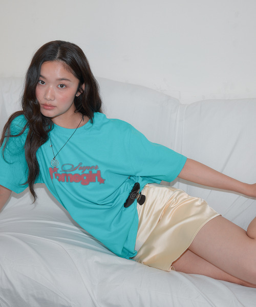 HOMEBODY THINGS（ホームバディ ティングズ）の「Belted Satin Mini Skort (LIGHT YELLOW)（スカート・レディース・その他・2/1）」の3枚目の写真