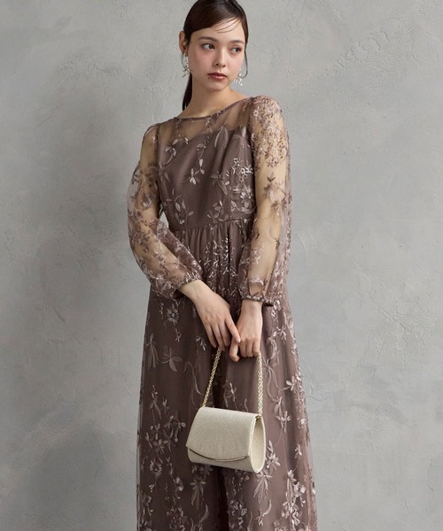 AIMER(エメ)の「グラデーションフラワー刺繍チュールロングスリーブフレアパーティードレス 結婚式 お呼ばれ ドレス 20代 30代(ドレス・レディース・ブラウン/スモーキーグリーン系/ピンクベージュ・SMALL/MEDIUM)」の2枚目の写真