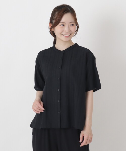 one'sterrace(ワンズテラス)の「コットンドビー 前開きブラウス(シャツ/ブラウス・レディース・グリーン系その他6/アイボリー系8/ブラウン系8/ブラック系8・02)」の2枚目の写真