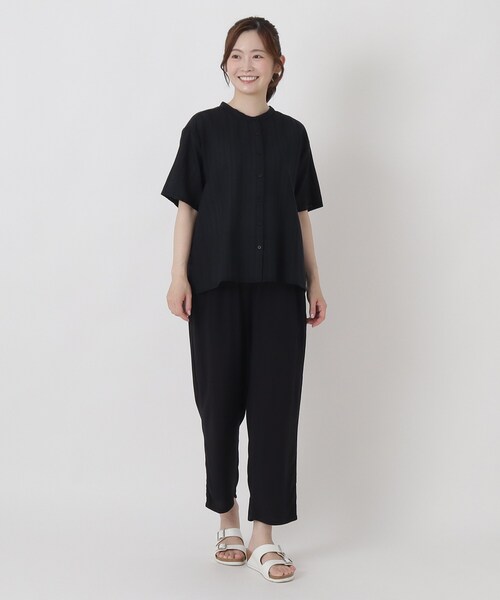 one'sterrace(ワンズテラス)の「コットンドビー 前開きブラウス(シャツ/ブラウス・レディース・グリーン系その他6/アイボリー系8/ブラウン系8/ブラック系8・02)」の15枚目の写真