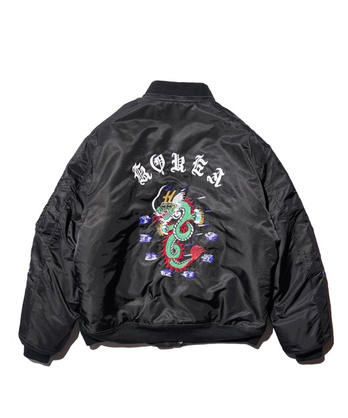 THRIFTY LOOK(スリフティールック)の「THRIFTY LOOK / スリフティールック KOREAN SOUVENIR PADDED JACKET コリアン スーベニア パデッドジャケット(ブルゾン・メンズ・ブラック系その他/ブラック・MEDIUM/LARGE)」の2枚目の写真