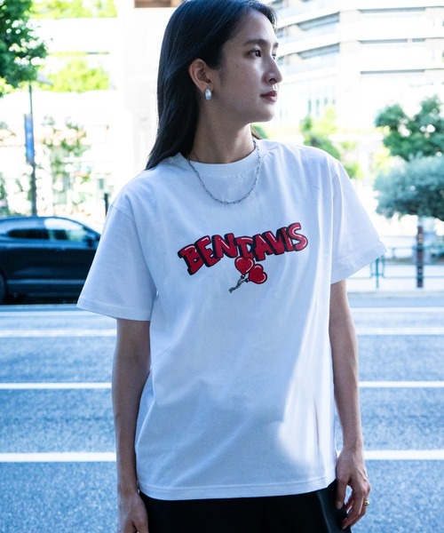 BEN DAVIS（ベンデイビス）の「《BEN DAVIS》LADIES BALLOON LOGO TEE/ベンデイビス レディースTシャツ 抗菌防臭（Tシャツ/カットソー・レディース・ベージュ/ホワイト・MEDIUM/LARGE）」の2枚目の写真