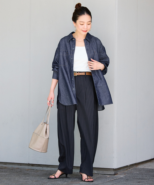 B.C STOCK(ベーセーストック)の「ウォッシャブル / DU JOUR / デュ ジュール JEAN NOMADS SHIRT(シャツ/ブラウス・レディース・ベージュ/ネイビー・FREE)」の3枚目の写真