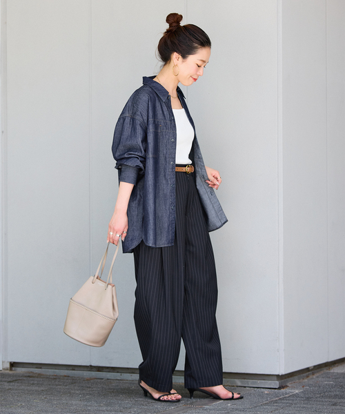 B.C STOCK(ベーセーストック)の「ウォッシャブル / DU JOUR / デュ ジュール JEAN NOMADS SHIRT(シャツ/ブラウス・レディース・ベージュ/ネイビー・FREE)」の5枚目の写真