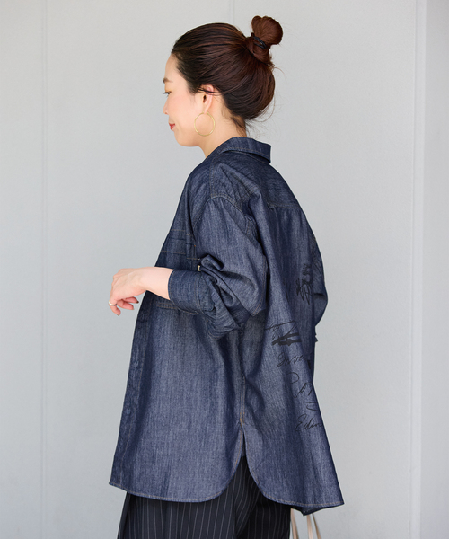 B.C STOCK(ベーセーストック)の「ウォッシャブル / DU JOUR / デュ ジュール JEAN NOMADS SHIRT(シャツ/ブラウス・レディース・ベージュ/ネイビー・FREE)」の9枚目の写真