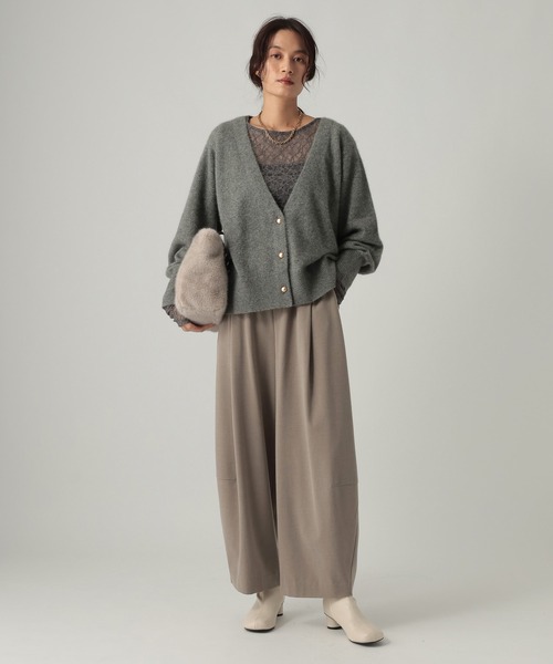 Elura(エルーラ)の「ストレッチレースプルオーバー/1067912(Tシャツ/カットソー・レディース・ブラック/チャコールグレー/オフホワイト・FREE)」の4枚目の写真