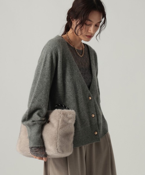 Elura(エルーラ)の「ストレッチレースプルオーバー/1067912(Tシャツ/カットソー・レディース・ブラック/チャコールグレー/オフホワイト・FREE)」の5枚目の写真