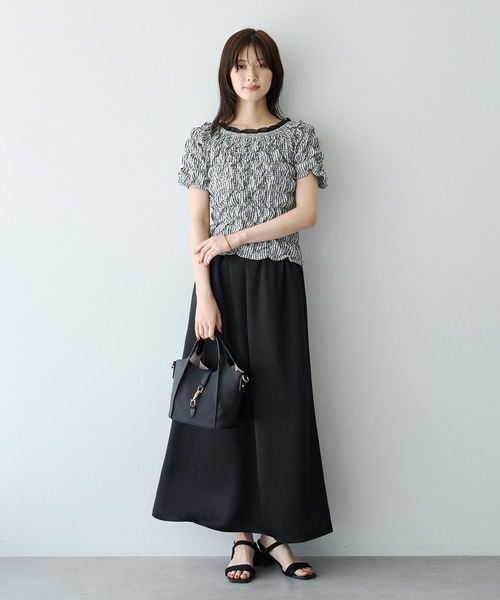 YECCA VECCA(イェッカヴェッカ)の「2wayチェック柄シャーリングブラウス(シャツ/ブラウス・レディース・ネイビー/アイボリー・FREE)」の13枚目の写真