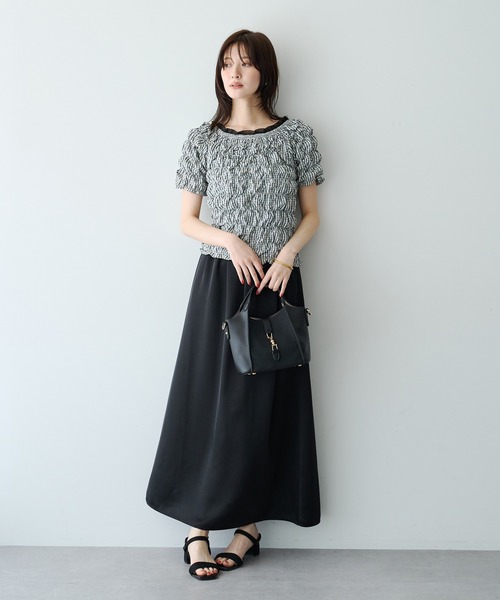 YECCA VECCA(イェッカヴェッカ)の「2wayチェック柄シャーリングブラウス(シャツ/ブラウス・レディース・ネイビー/アイボリー・FREE)」の14枚目の写真
