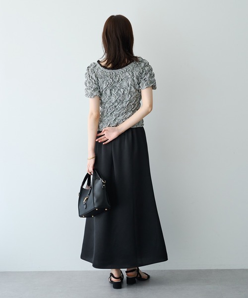YECCA VECCA(イェッカヴェッカ)の「2wayチェック柄シャーリングブラウス(シャツ/ブラウス・レディース・ネイビー/アイボリー・FREE)」の18枚目の写真
