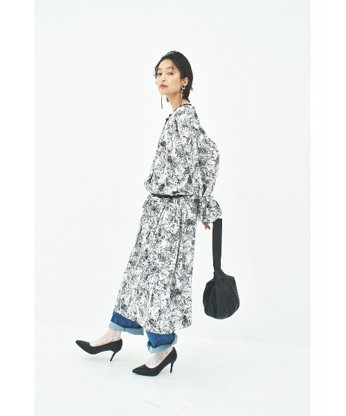 MUUNAA（ムウナ）の「フォレスト・カモシカロングワンピース（ワンピース・レディース・ブラック/グリーン・F）」の8枚目の写真