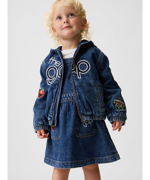 GAP（ギャップ）の「セサミストリート デニム フード付きジャケット (幼児・ベビー)（その他アウター・キッズ・インディゴブルー・110cm/90cm）」の2枚目の写真