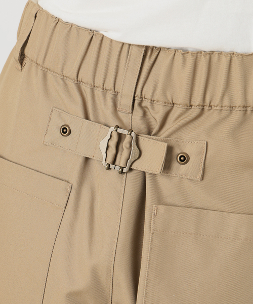 B.C STOCK(ベーセーストック)の「ウォッシャブル / ツイルチノパンツ(チノパンツ・レディース・ブラック/ベージュ・SMALL/MEDIUM)」の13枚目の写真