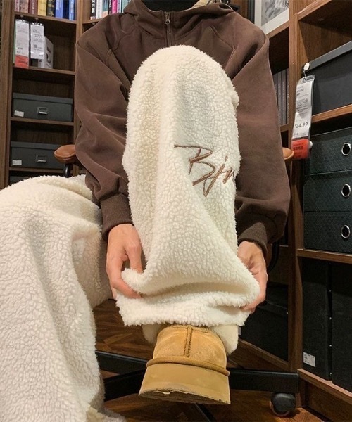 SHEPP（シープ）の「【26年秋冬新作】《起毛》ボア ワイド スウェットパンツ（スウェットパンツ・レディース・アイボリー/グレー/ブラック・M）」の7枚目の写真