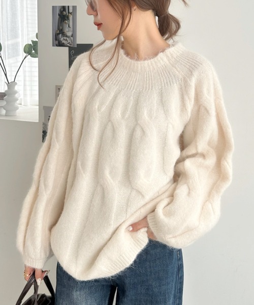 Eclat one(エクラワン)の「【ぽってり袖】立体編みで惹きつける。求心ケーブル起毛シャギーニットプルオーバー(ニット/セーター・レディース・グレー/アイボリー/チャコール・FREE)」の11枚目の写真