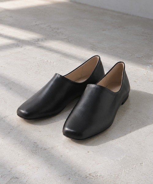 CORSO ROMA,9(コルソローマ)の「【CORSO ROMA,9/コルソローマノーヴェ】flat shoes(パンプス・レディース・ボルドー/ブラック/ホワイト・36/37)」の2枚目の写真