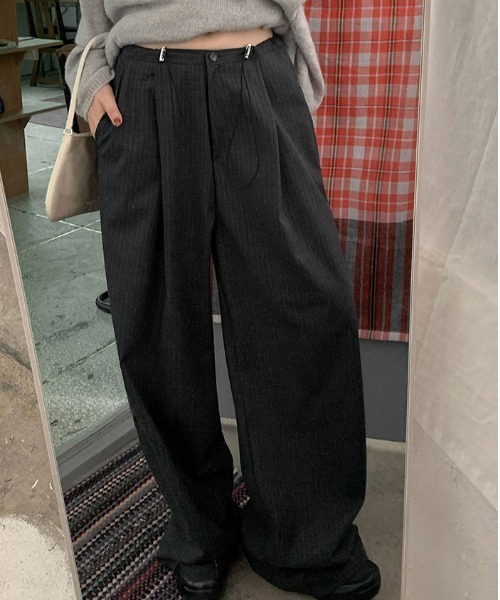 FLINEA(フリネア)の「ストライプ柄ドローストリングワイドパンツ(その他パンツ・レディース・ネイビー/ブラウン/グレー・FREE)」の6枚目の写真