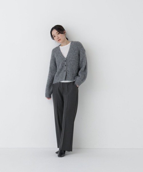 NATURAL BEAUTY BASIC（ナチュラルビューティーベーシック）の「〈ちょうどいい服〉立ち姿に自信が持てる洗練パンツ（その他パンツ・レディース・オフホワイト/チャコールグレー/ブラック・LARGE/MEDIUM/SMALL/X-SMALL）」の14枚目の写真