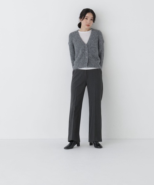 NATURAL BEAUTY BASIC（ナチュラルビューティーベーシック）の「〈ちょうどいい服〉立ち姿に自信が持てる洗練パンツ（その他パンツ・レディース・オフホワイト/チャコールグレー/ブラック・LARGE/MEDIUM/SMALL/X-SMALL）」の20枚目の写真