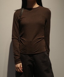 AMOMENTO ROUND T-SHIRT