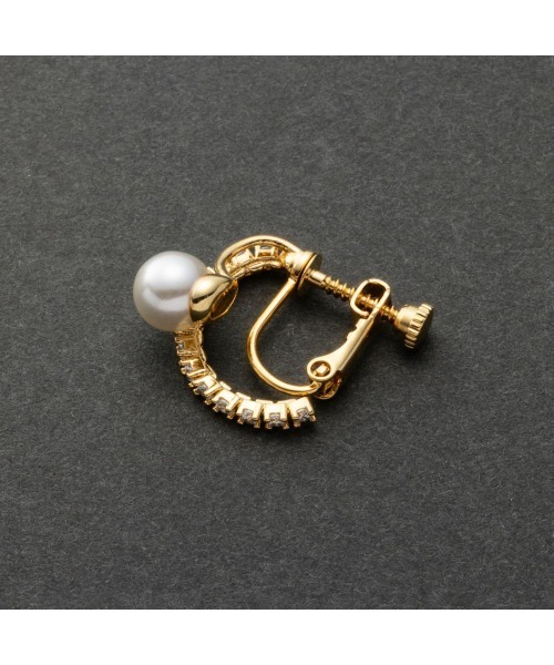 Cream dot.(クリームドット)の「【金属アレルギー対応】パール×ビジューラインのレイヤード風フープイヤリング(イヤリング・レディース・ピンクゴールド/ゴールド/シルバー・ONE SIZE)」の12枚目の写真
