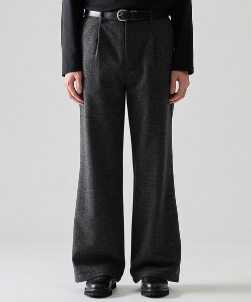 CLEL(クレイル)の「【CLEL】Wool Blend Herringbone Tweed Straight Pants / ウールブレンドヘリンボーンツイード ストレートパンツ【セットアップ対応】(スラックス・メンズ・ベージュ系/グレー系/ブラック系/ブラウン系・XS/L/S/M)」の1枚目の写真