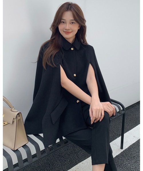 BIRTHDAY BASH(バースデイバッシュ)の「WOOL GOLD BUTTON 2WAY CAPE COAT(ウールゴールドボタン2WAYケープコート)(その他アウター・レディース・ブラック・FREE)」の12枚目の写真
