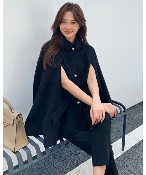 BIRTHDAY BASH(バースデイバッシュ)の「WOOL GOLD BUTTON 2WAY CAPE COAT(ウールゴールドボタン2WAYケープコート)(その他アウター・レディース・ブラック・FREE)」の10枚目の写真