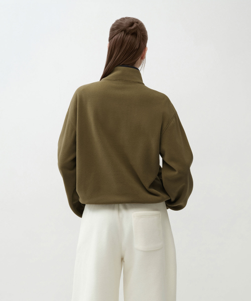 MUSINSA STANDARD WOMAN（ムシンサスタンダードウーマン）の「ウィメンズポーラフリースクォータージップアップ[オリーブ]（スウェット・レディース・その他・SMALL/MEDIUM/LARGE/X-SMALL）」の3枚目の写真