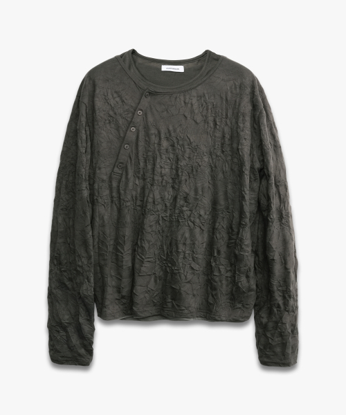 DOFFJASON(ドフジェーソン)の「オブリーク レイヤード ロングスリーブ KHAKI(Tシャツ/カットソー・メンズ・その他・MEDIUM/LARGE/X-LARGE)」の2枚目の写真