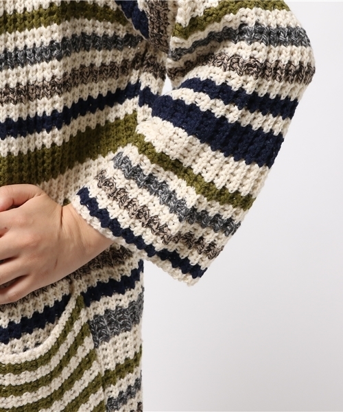 Chille anap（チルアナップ）の「マルチボーダーニットカーディガン（カーディガン/ボレロ・レディース・レッド/カーキ・FREE）」の7枚目の写真