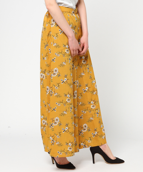 Re:EDIT（リエディ）の「[今シーズン欠かせない花柄ワイドパンツ