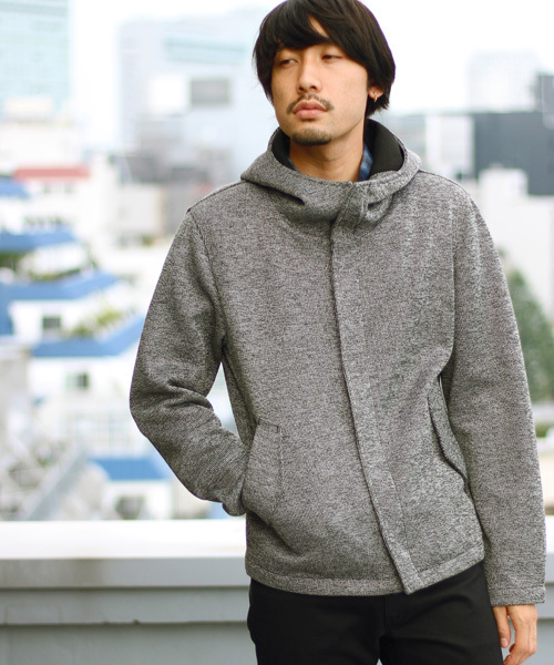 ESSENTIAL GARMENT MEN'S BIGI（エッセンシャルガーメントメンズビギ）の「ボリュームネックパーカー/ミリタリーテイスト（パーカー・メンズ・ネイビー/グレー・SS/S/M/L）」の2枚目の写真