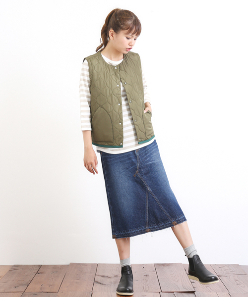 CUBE SUGAR(キューブシュガー)の「中綿キルト ミリタリーベスト(ベスト・レディース・カーキ/ネイビー・M)」の3枚目の写真